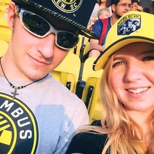 Meet your Posher, Danielle